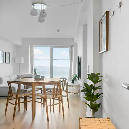 Lägenhet Breathtaking Ocean Views & Private Balcony Århus
