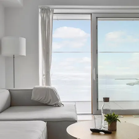 Lägenhet Breathtaking Ocean Views & Private Balcony