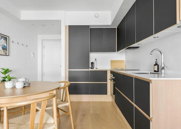 Endless Ocean Views With Private Balcony * Århus