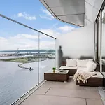 Appartamento Breathtaking Ocean Views & Private Balcony