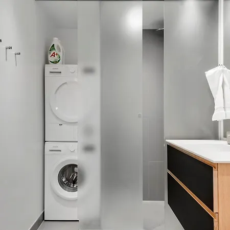 Endless Ocean Views With Private Balcony *