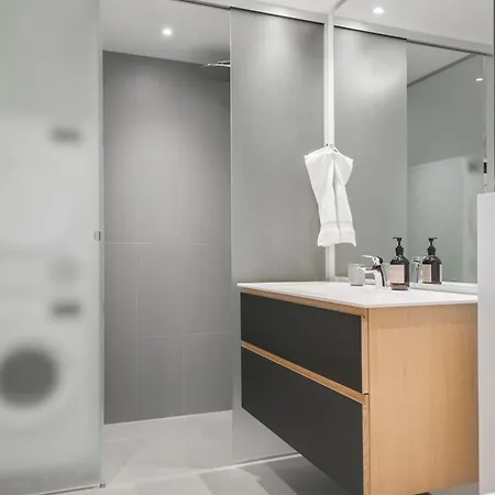 Apartment Endless Ocean Views With Private Balcony