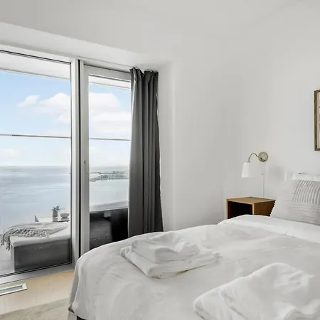 Endless Ocean Views With Private Balcony